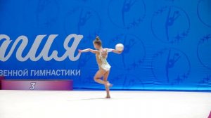 Новогодняя магия .Центр Ирины Винер , упражнение с мячом