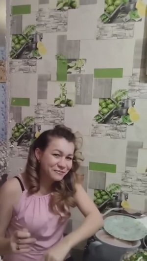 НОВОГОДНИЙ СТОЛ ИРИШКИ ЧИКИ ПИКИ