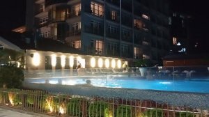 Адлер. Отель "Фламинго" и его бассейн