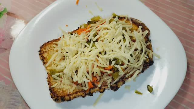 Гренка с сыром смотреть онлайн