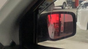 Работа контроллера опускания зеркал