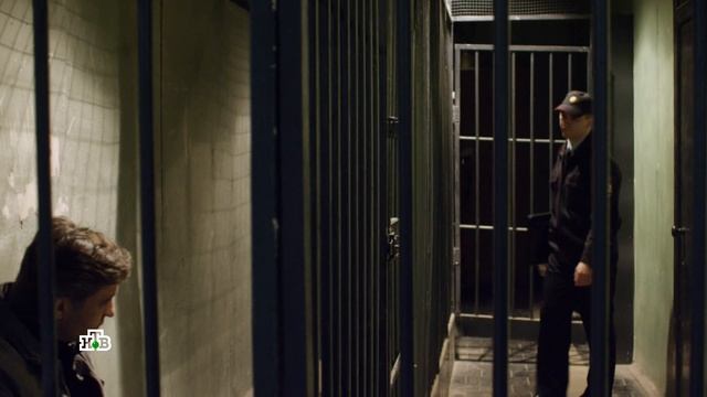 ШЕФ. Расторгуев спасает девушку: стреляет из снайперской винтовки, положил гранату в почтовый ящик смотреть онлайн