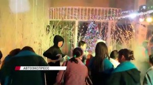 Традиционно "Новогодний автоэкспресс" радует детей поездкой по городу Улан-Удэ