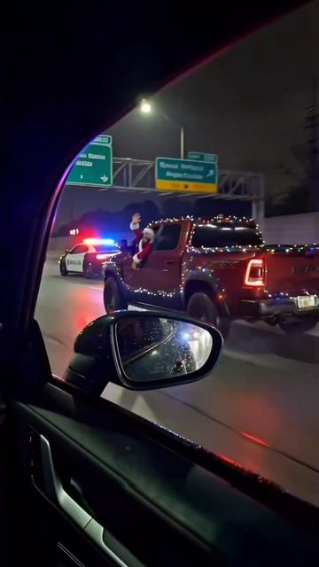 С наступающим! Пикап-Центр Макса Бороды смотреть онлайн