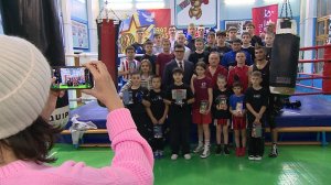 Евгений Буренков встретился с воспитанниками секции бокса. ТК «Первый Советский»