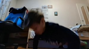 Отжимаемся