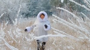 Владимир Кудринский исполняет песню "Зимняя Любовь"