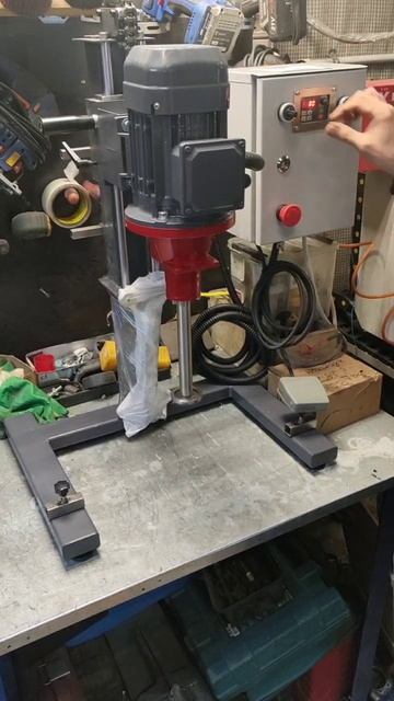 Диссольвер Лабораторный Одновальный до 5 л.