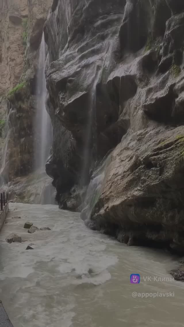 4 день. 3ч. Эльтюбю. Чегемские водопады. Путешествие УАЗ на Кавказе. #АндрейПоплавский смотреть онлайн