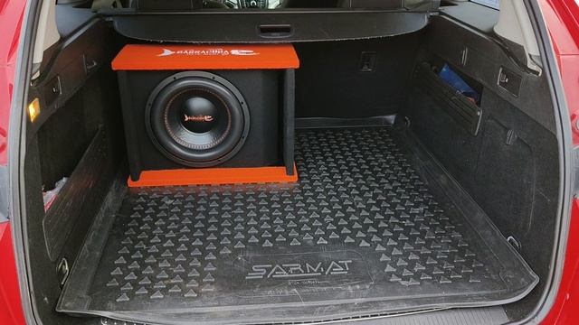 Активный сабвуфер в машину DL Audio Barracuda 12A SE V.2 Качает