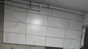 Плитка в Карелии? Безумие! Но мы сделали это в пристройке за выходные. Смотрите, как это легко.