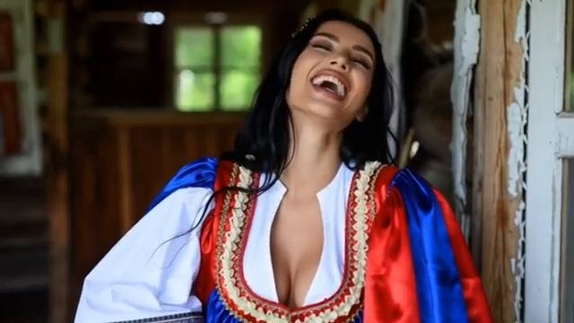 ПОКАЗАЛА ЕМУ СВОЙ ПЕРСИК смотреть онлайн