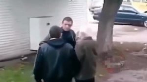 💥 Обморок неожиданно схватил деда, но спасатель был рядом и быстро помог