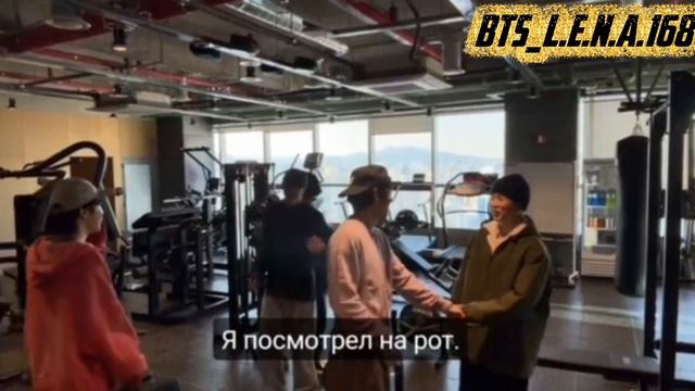 Тэхен нас сегодня балует. Ещё один лайв в день рождения 30.12.2025 смотреть онлайн