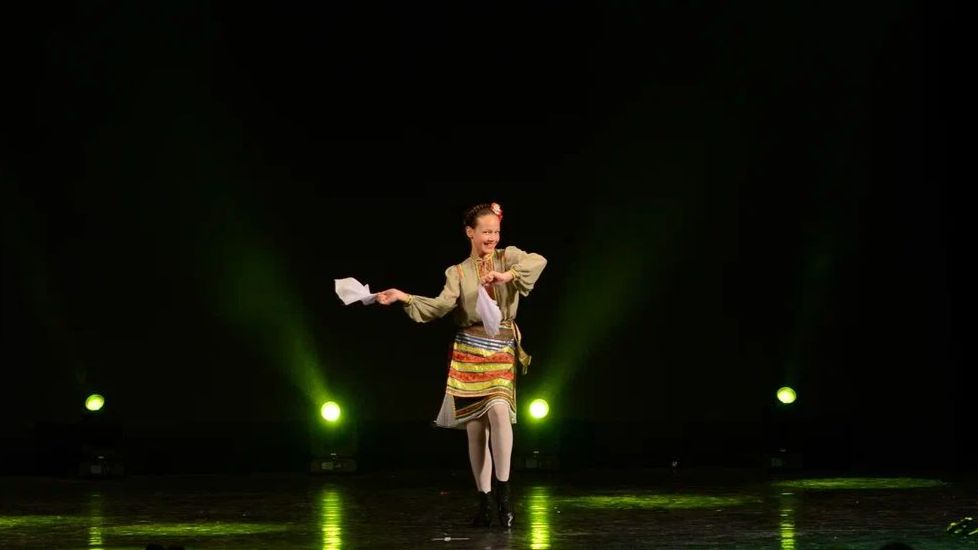 Сербский танец исп. Литвинова Анастасия