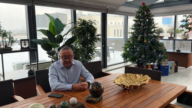 Поздравляем с наступающим Новым годом!🎄 смотреть онлайн