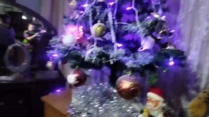 Украшаем ёлочку 🌲