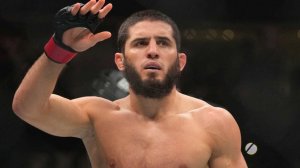 Ислам Махачев признан лучшим бойцом по версии "Спорт-Экспресса"