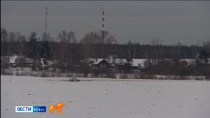 В сыктывкарском Алешино открыли автомобильную ледовую переправу