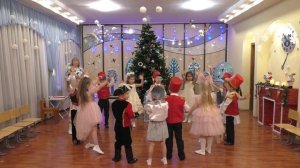 Ст гр танец Новогодние игрушки