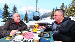 Отмечаем день рождение! Приготовил вкусные блюда для друзей. Шурпа. Шашлык. Мясо. Утка. Архыз.