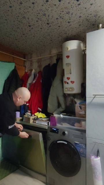 С добрым утром 🥰 Ежедневная уборка на кухне #уборканакухне #утреннийритуал смотреть онлайн