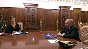 Владимир Путин встретился в Кремле с главой фонда "Защитники Отечества" Анной Цивилевой.