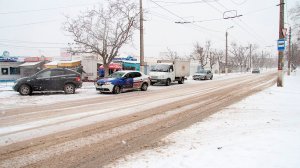 Пурга с ураганным ветром парализовала Сочи. Лыжные курорты закрыты, трассы заметены снегом