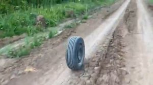 Запускаем колёса с горы.