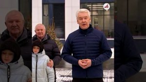 Ключи от нового дома: Собянин поздравил с новосельем 250-тысячного участника программы реновации