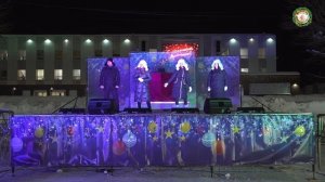 Народная студия эстрадного вокала «Акцент» рук. Алексей Чирков поздравляют вас с Новым годом!