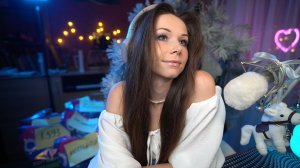 🥰🎁РАСПАКОВКА ПОДАРКОВ🎄☃️ | #общение #ламповыйстрим #девушкастримит