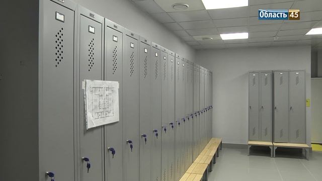 В Кургане открыли новый бассейн в Заозёрном смотреть онлайн