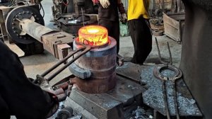 Работа с раскалённым металлом