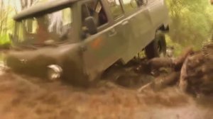 Бездорожье не страшно: УАЗ и его верный помощник‑лебёдка