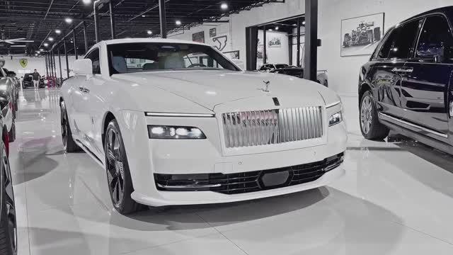 Rolls Royce Spectre 2025 обзор смотреть онлайн