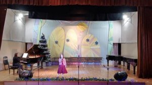 Антипова Ева. Муз. и сл. Савинского «Новый год».