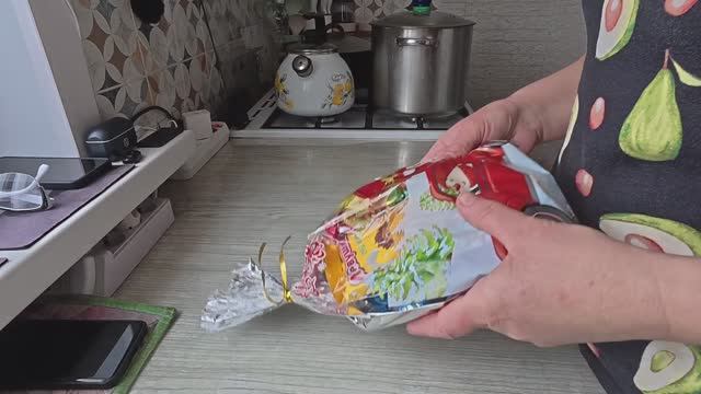 Деревню замело, Расчищаем | Готовлю ужин смотреть онлайн