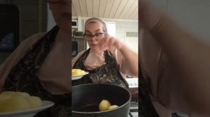 КУРИНЫЙ РУЛЕТ С ВКУСНЫМ ГАРНИРОМ.