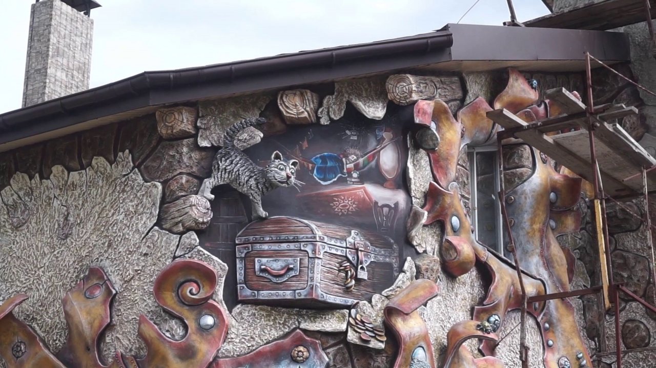 оформление фасада дома с элементами лепки.арт бетон оформление цоколя. смотреть онлайн