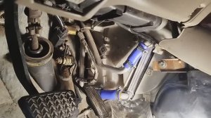 Дует у пасажира холодный воздуз!!!!!! Замеите радиатор печьки на Тойоте камри 30