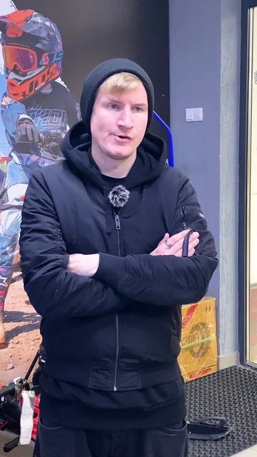 Как заинтересовать покупателя??? #whitesiberia #топ #рек #тренд #юмор #смех #скетч #шортс #funny смотреть онлайн