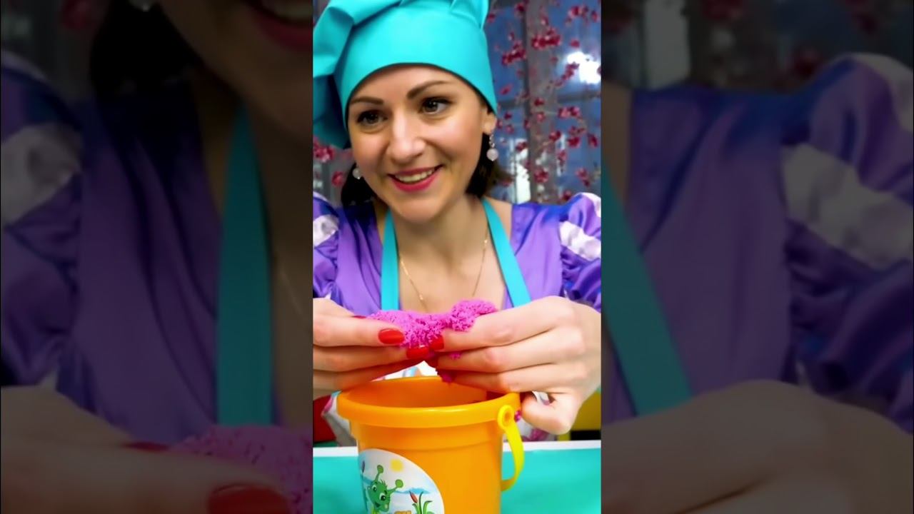 Делаем кексы из кинетического песка!  #игрушки #готовка #длядетей смотреть онлайн