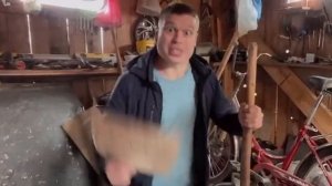 Пацаны нашли клад.