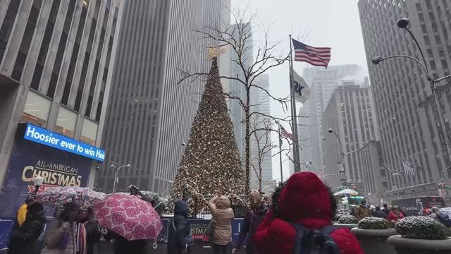 🗽 Нью-Йорк - снежная прогулка в сильный снегопад по центру Манхэттена / 2025