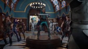 нарезки из фильма Descendants 3