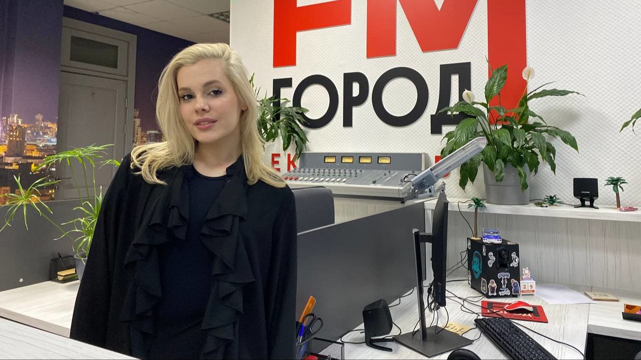 Полина Гумерова: ""Ты будешь моим Сантой?""" смотреть онлайн