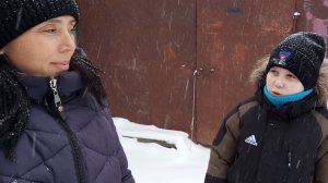 Ёлка желаний.Савелию подарили подарок.Леплю пельмешки.