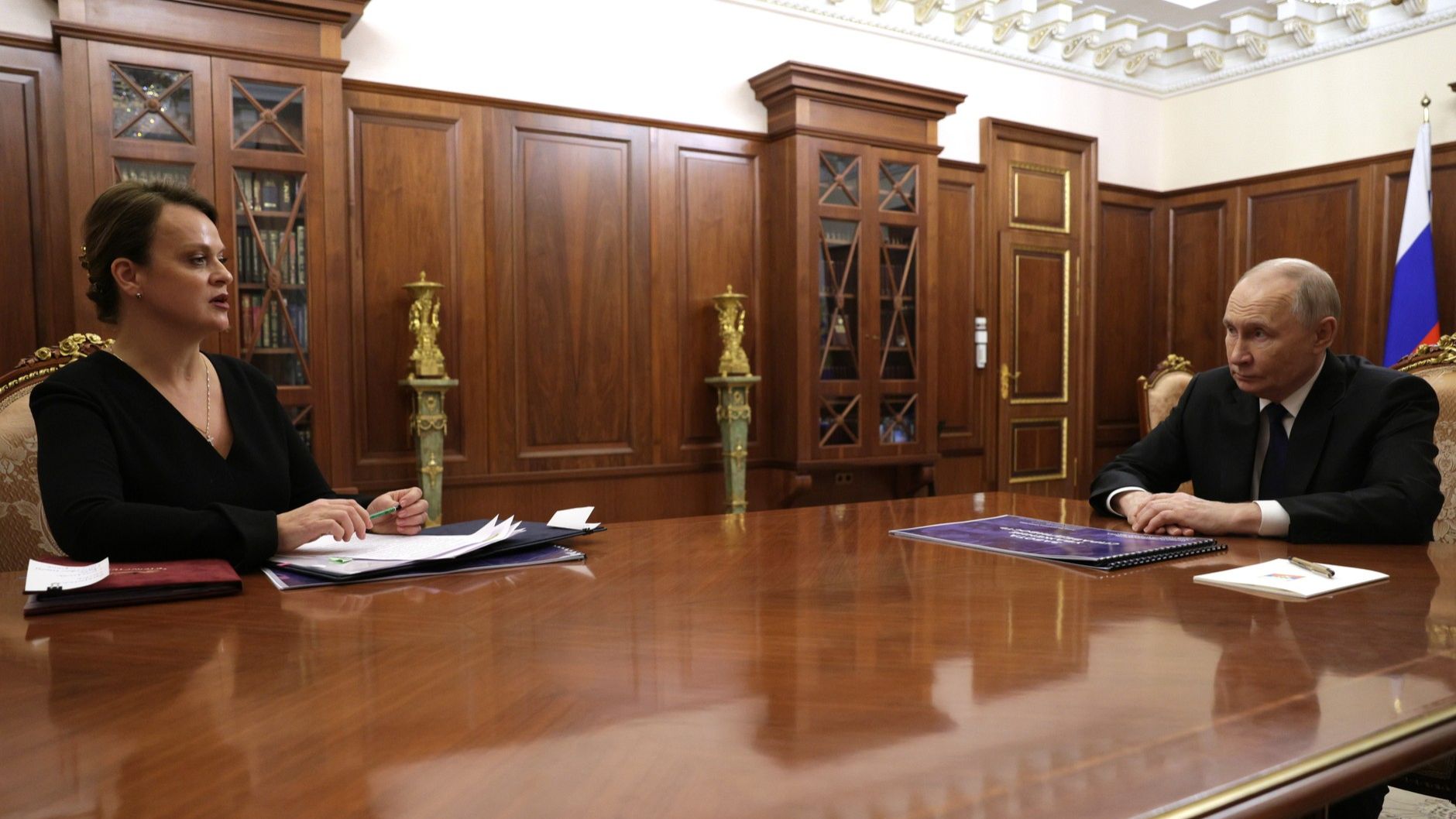 Владимир Путин встреча с заместителем Министра обороны Анной Цивилевой, Кремль, 30 декабря 2025 года смотреть онлайн