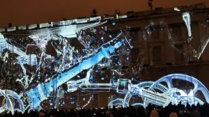 Мультимедийное световое шоу на Дворцовой площади в Санкт-Петербурге.